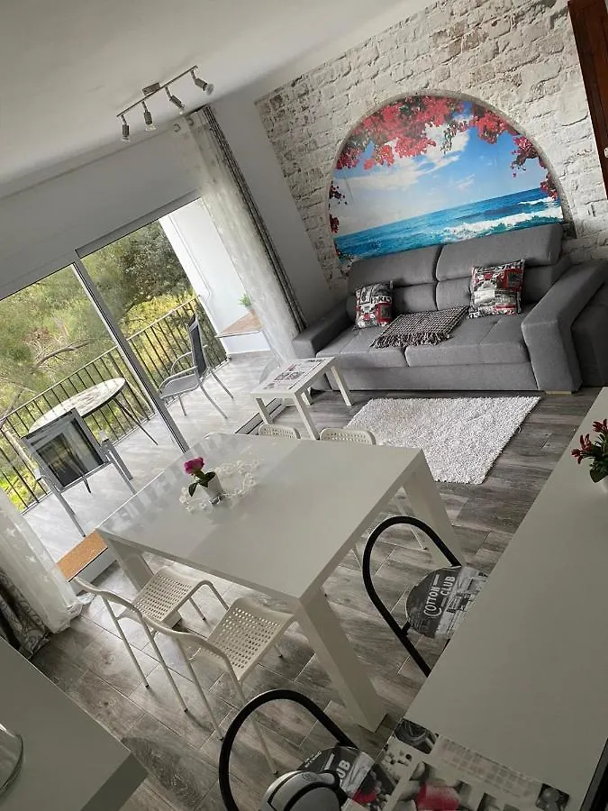 Apartments In The Forest With Sea View Tossa de Mar