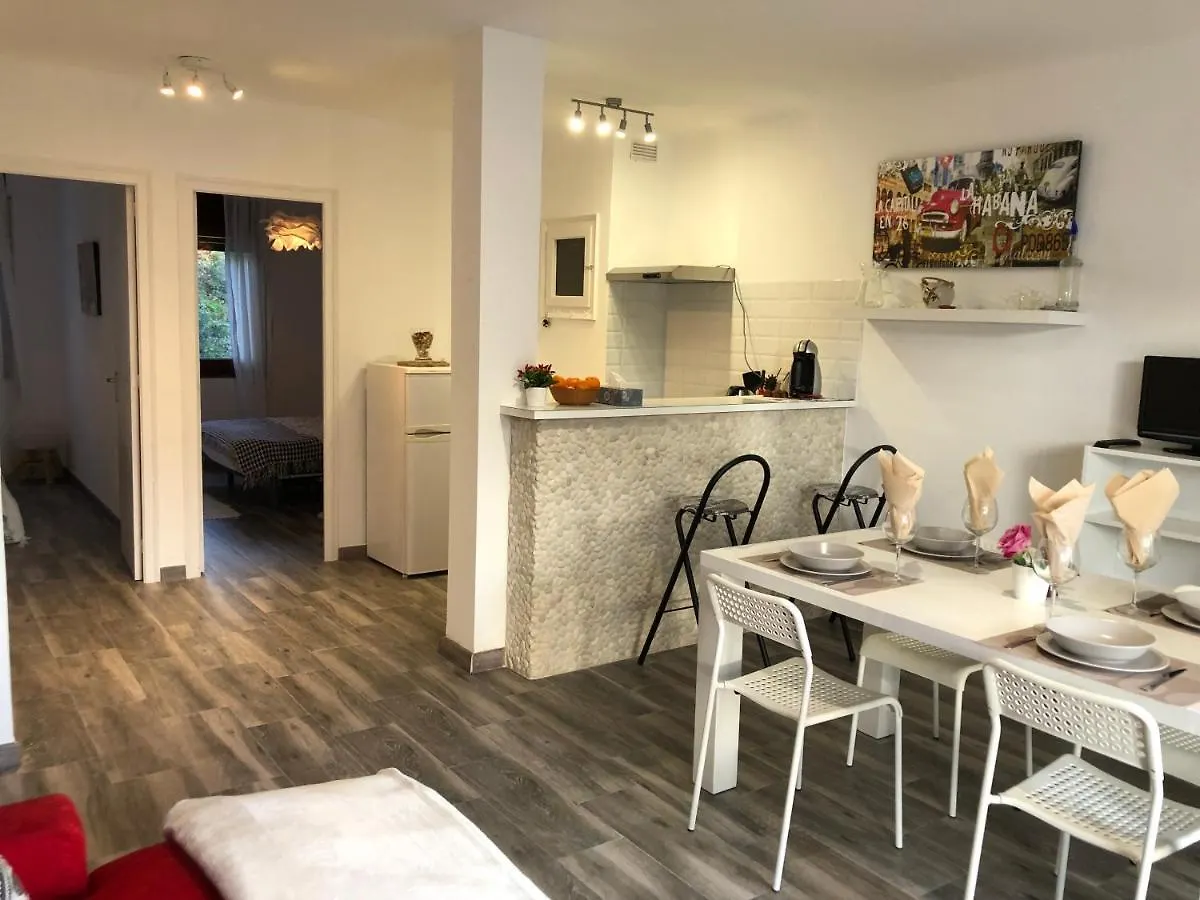 Apartments In The Forest With Sea View Tossa de Mar